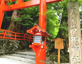 貴船神社